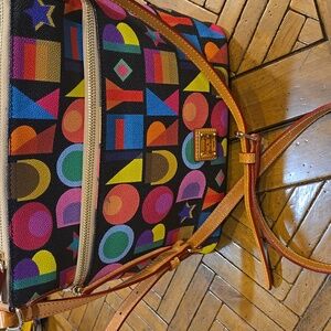 DOONEY&BOURKE MULTI COLORED CROSSBODY